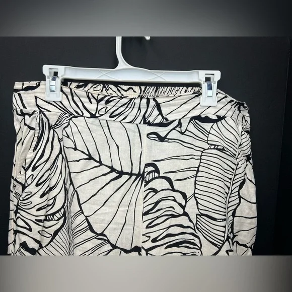 Rachel Zoe Black and White Leaf Print Wide-Leg pants, super fresh and comfy - Picture 5 of 11